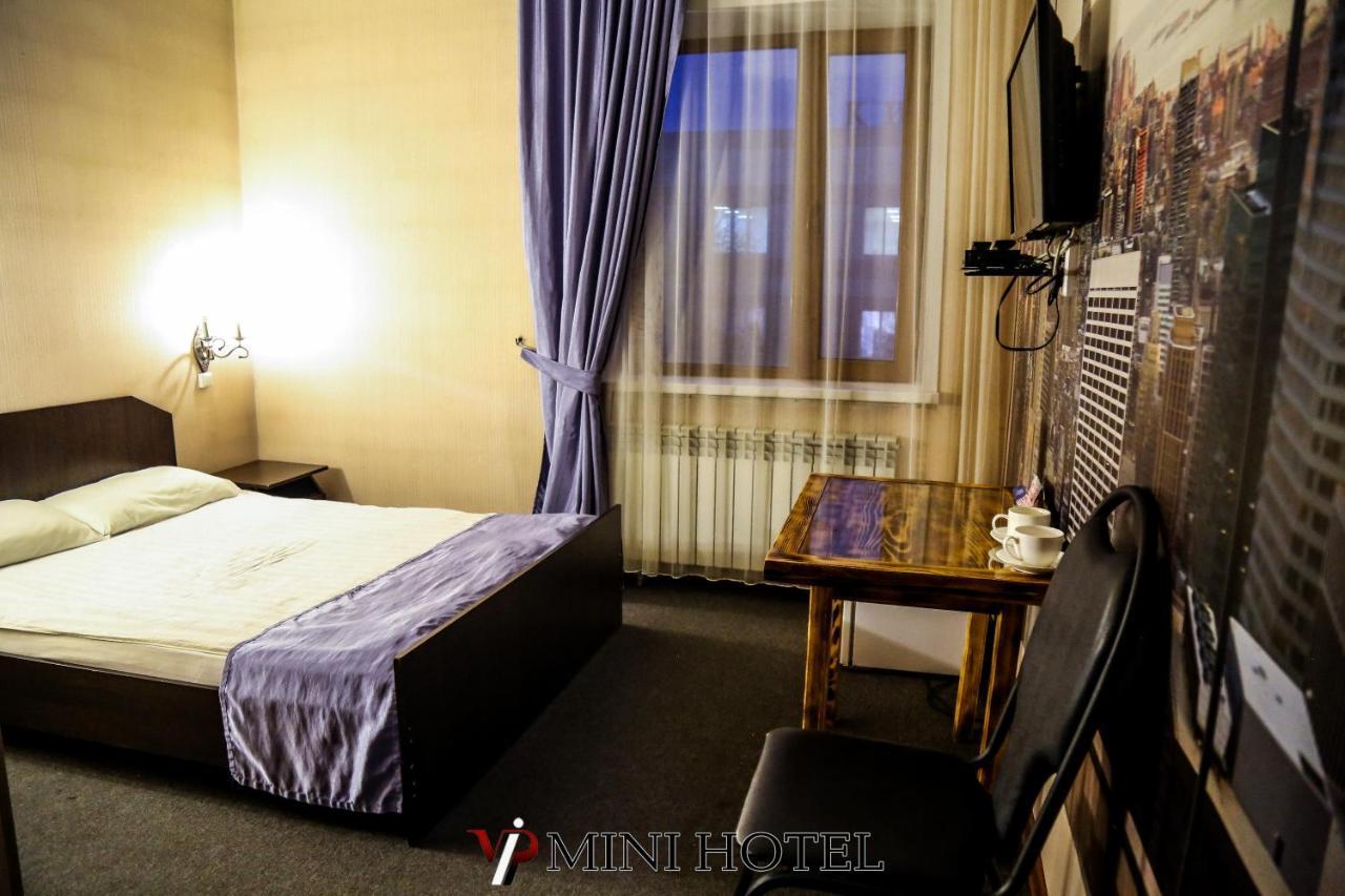 Vip Mini Hotel Semey Buitenkant foto