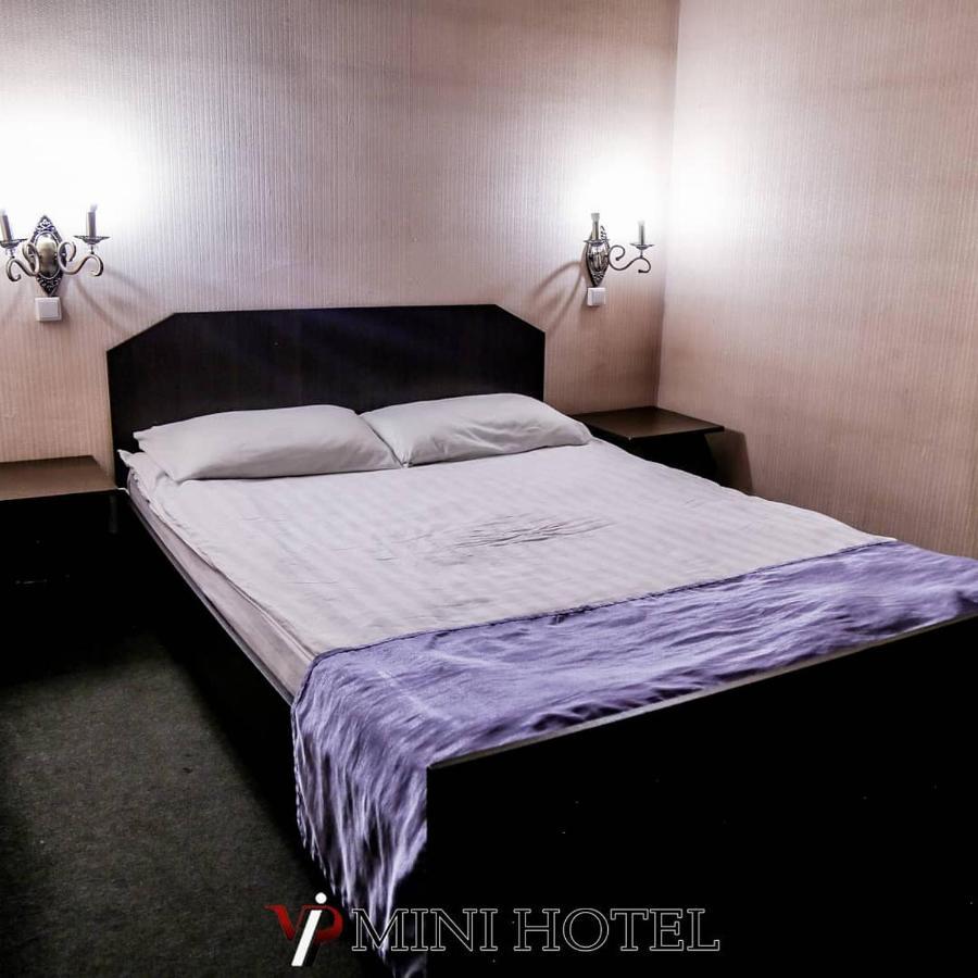 Vip Mini Hotel Semey Buitenkant foto