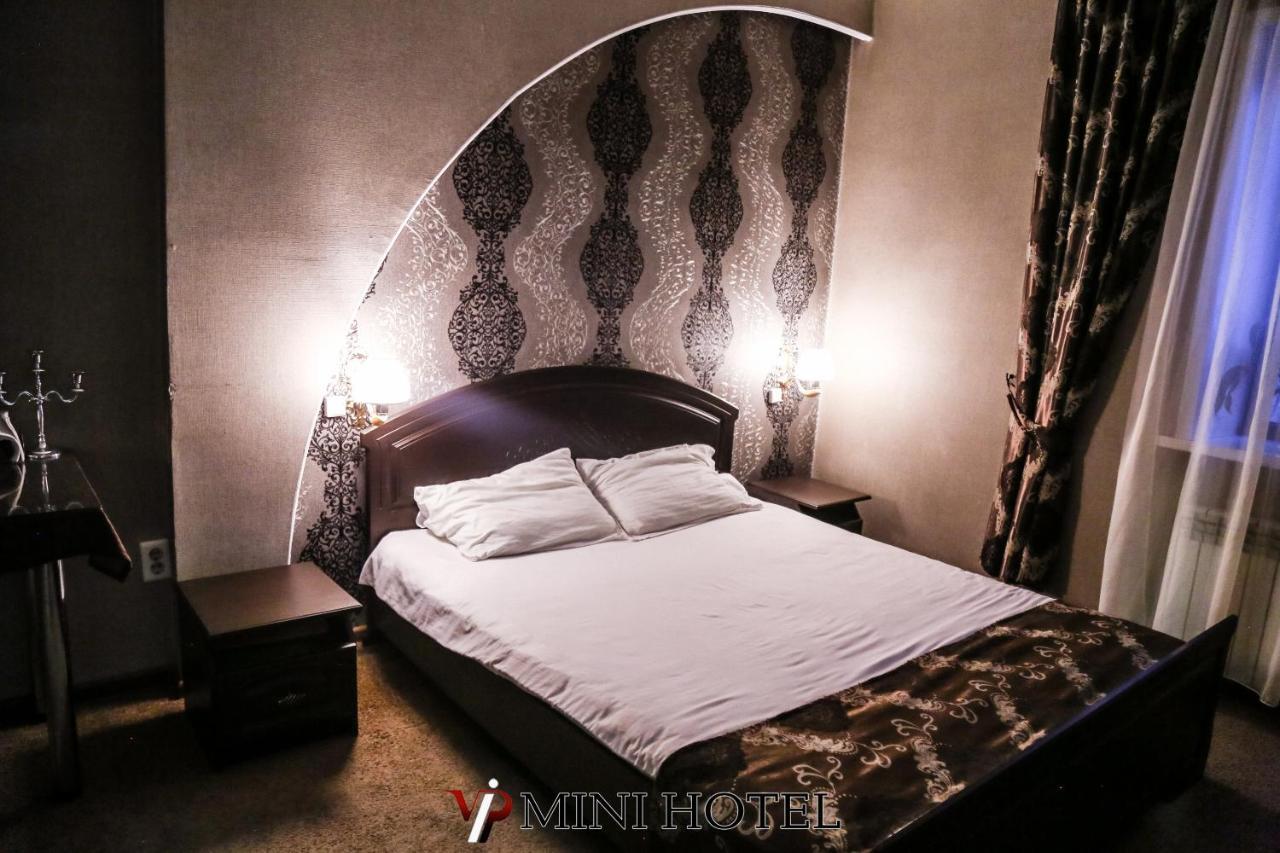 Vip Mini Hotel Semey Buitenkant foto