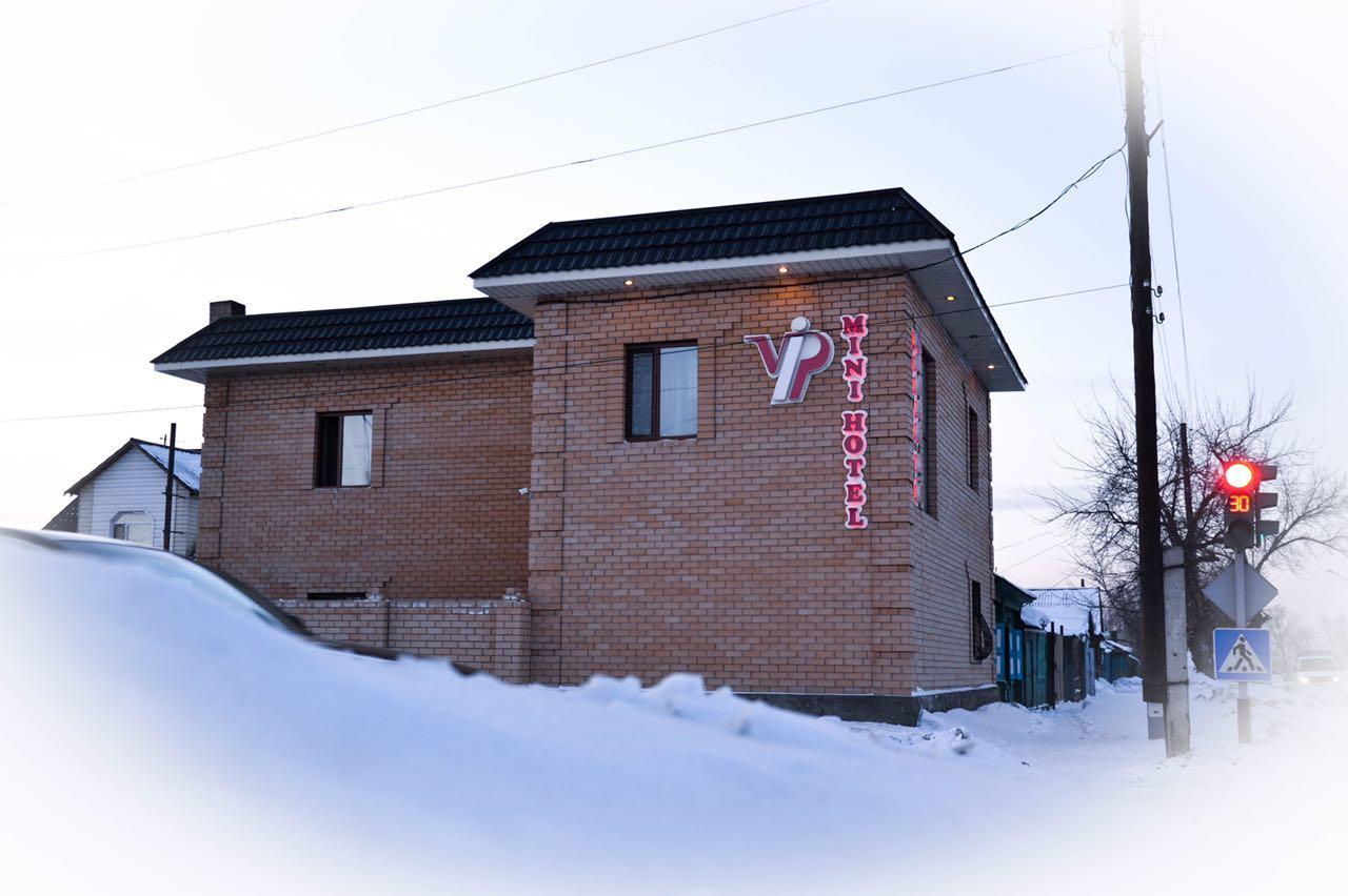 Vip Mini Hotel Semey Buitenkant foto